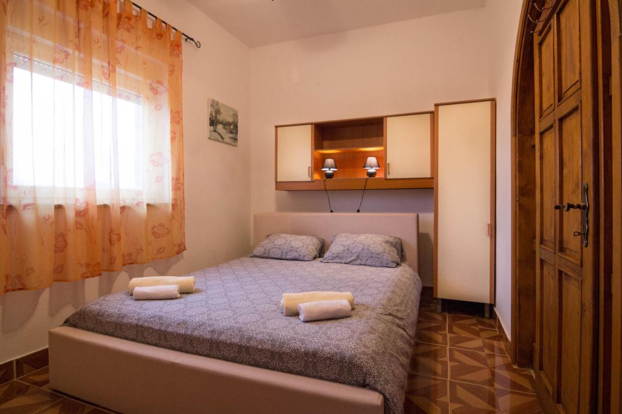 Ferienwohnung Olympia Fažana Exterior foto