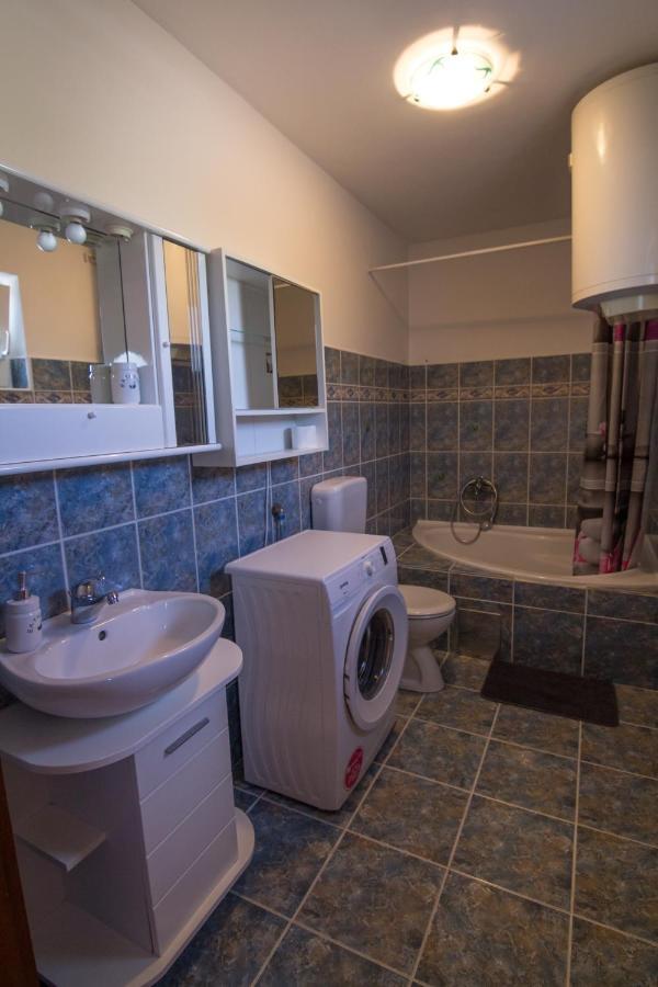 Ferienwohnung Olympia Fažana Exterior foto