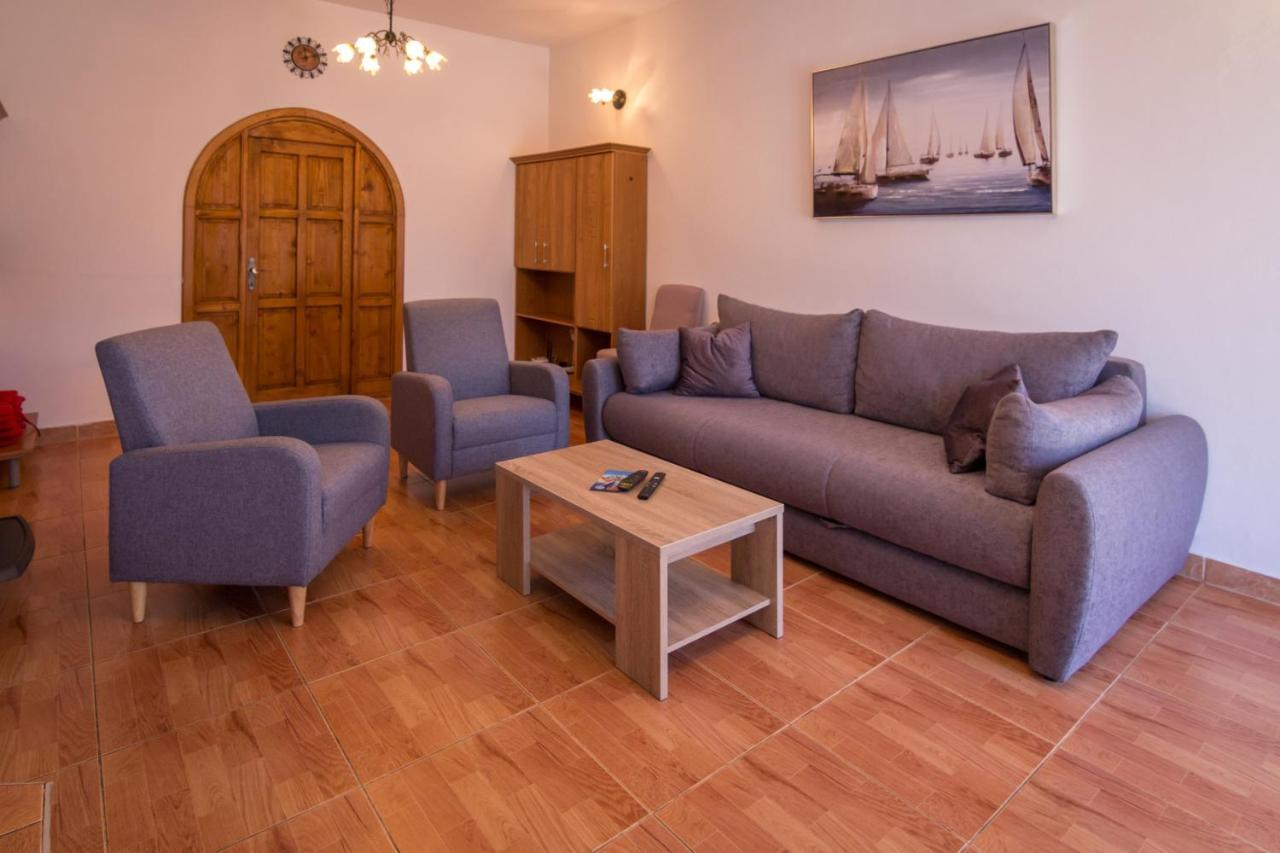 Ferienwohnung Olympia Fažana Exterior foto