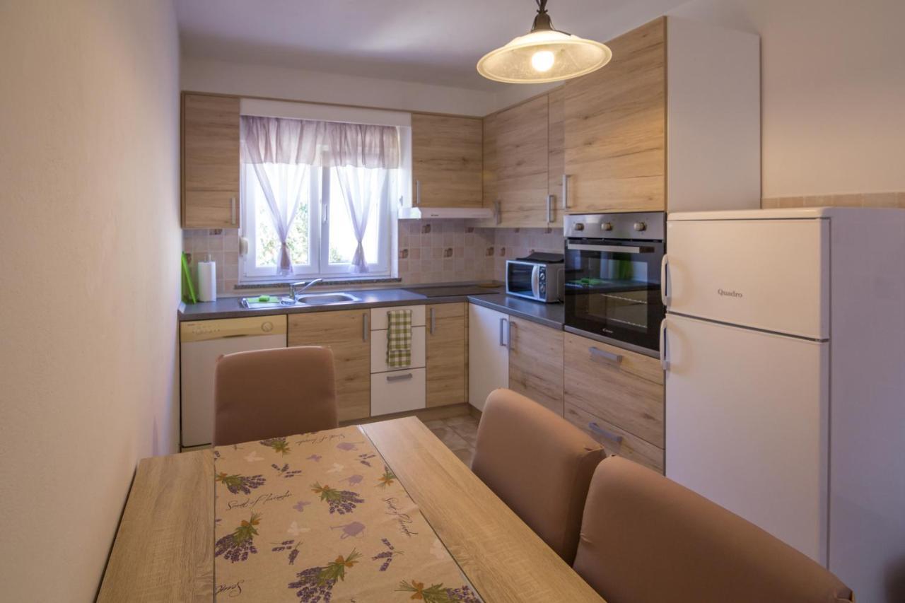 Ferienwohnung Olympia Fažana Exterior foto