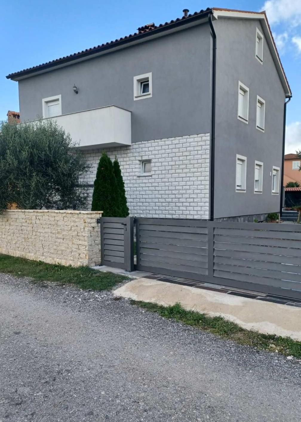 Ferienwohnung Olympia Fažana Exterior foto